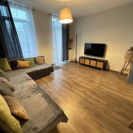 Charmante maison de ville rénové à 10 min de Liège! Flemalle-Grande Exterior foto