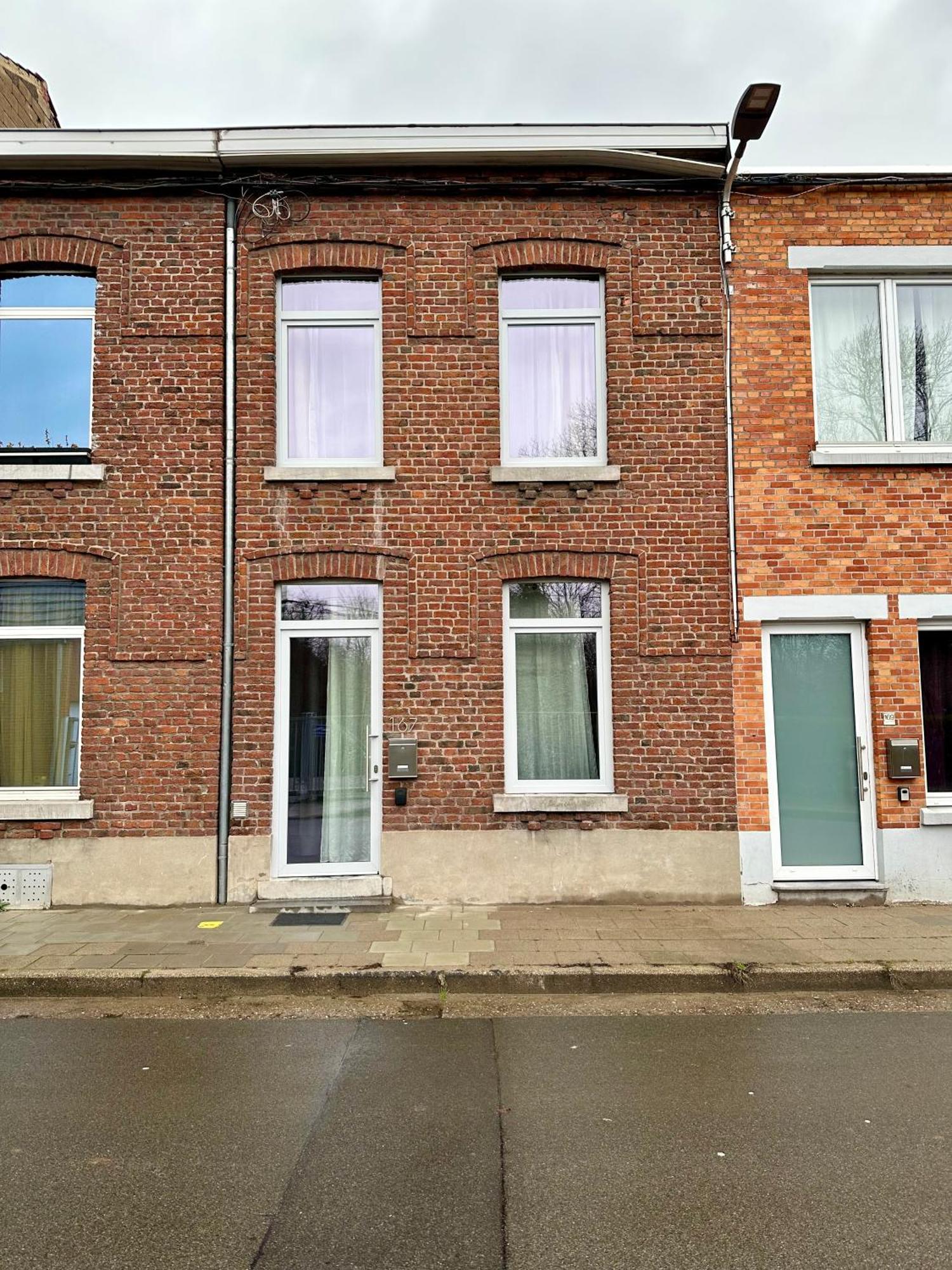 Charmante maison de ville rénové à 10 min de Liège! Flemalle-Grande Exterior foto